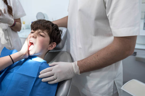 Best Emergency Dental Care for Broken or Chipped Teeth in Eddyville, IA